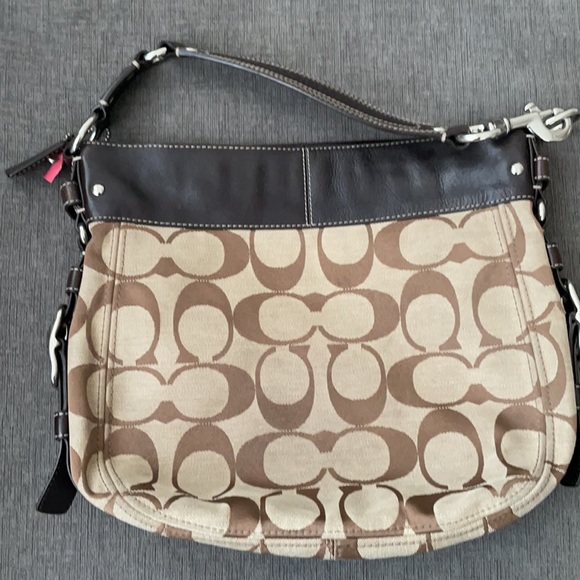 Vintage Coach handbag,purse. Traditional brown leather and tan canvas details. - Picture 4 of 5